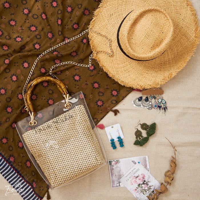 Fiona Accessories - BST Thu Đông ấn tượng