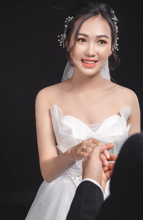 Hình ảnh cô dâu lộng lẫy tại Điện Biên Art Wedding