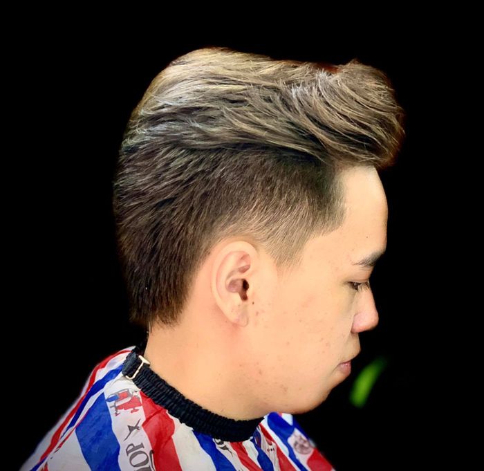 Hình ảnh không gian sang trọng tại Hùng BarberShop