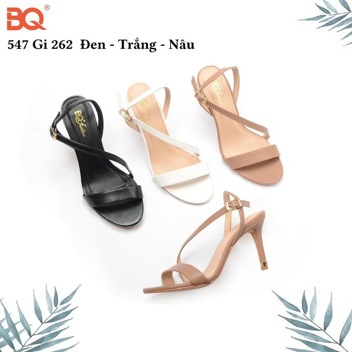 Không gian trưng bày sang trọng tại Giày BQ - Hình ảnh 1