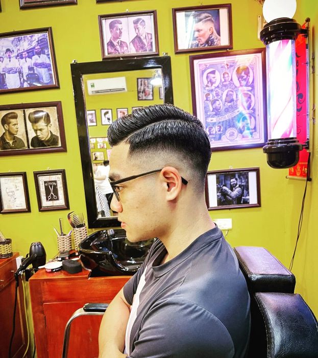 Không gian sang trọng và dịch vụ chuyên nghiệp tại 20barbershop (Ảnh 3)