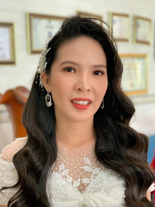 Khoảnh khắc tỏa sáng của cô dâu tại Thu Huỳnh Makeup