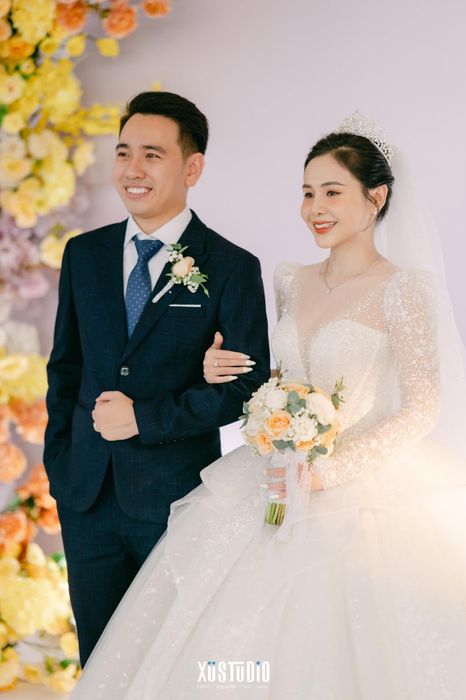 BST vest cưới đẳng cấp tại Xưởng Váy Sweetie