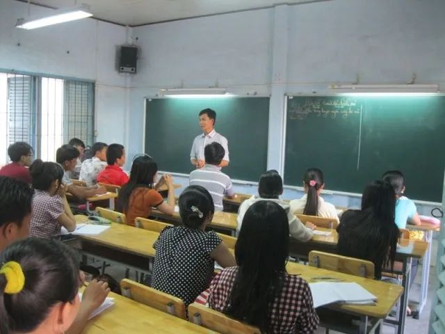 Trung tâm ngoại ngữ - tin học Long An ảnh 1