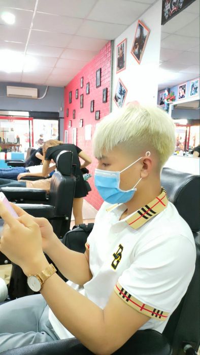 Không gian ấm cúng tại Barber Shop HongKong