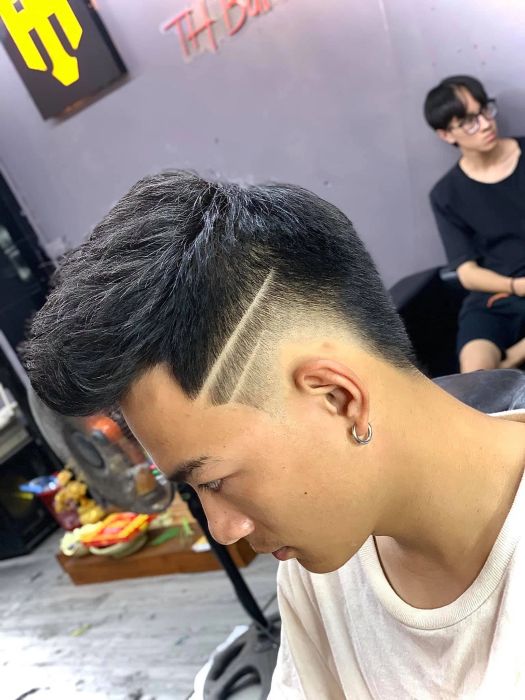 Những kiểu tóc nam tính ấn tượng tại TH Barbershop (Ảnh 2)