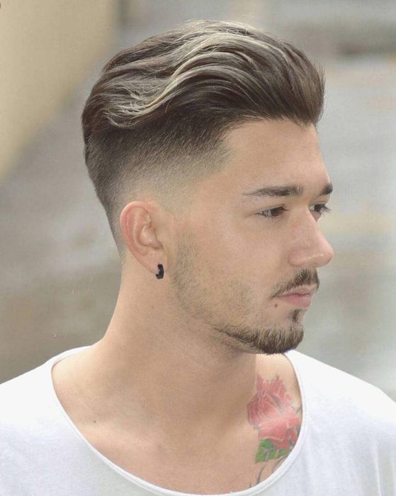 Không gian chuyên nghiệp và sang trọng tại Hiếu Barber