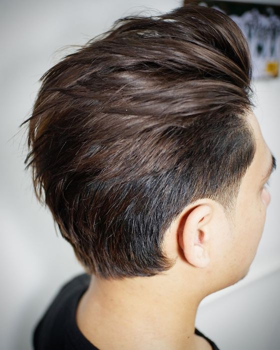 Hình ảnh quy trình cắt tóc nghệ thuật tại Playboy BarberShop