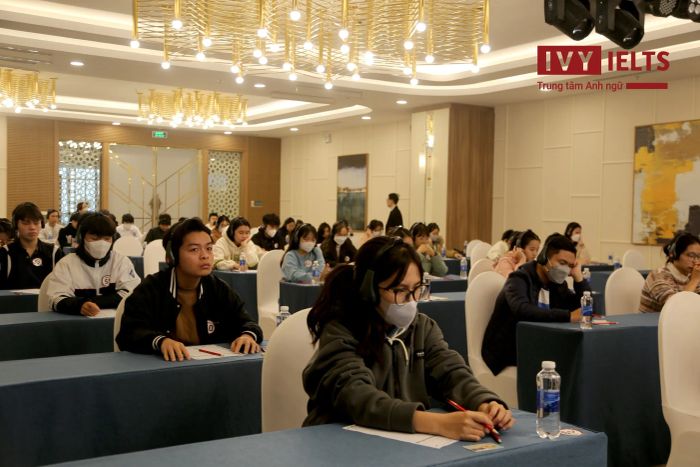 Trung Tâm Anh Ngữ IVY - IELTS ảnh 3, nơi cung cấp không gian học tập hiện đại và chương trình đào tạo đỉnh cao giúp học viên đạt được kết quả IELTS vượt trội.