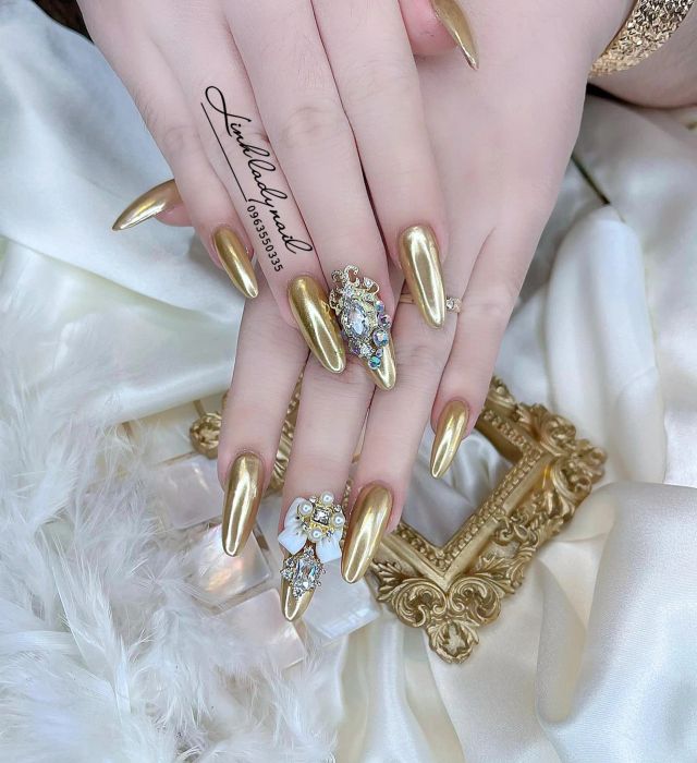 Nail Linh Lady - Ảnh 2: Sắc màu tỏa nắng trên từng đầu móng