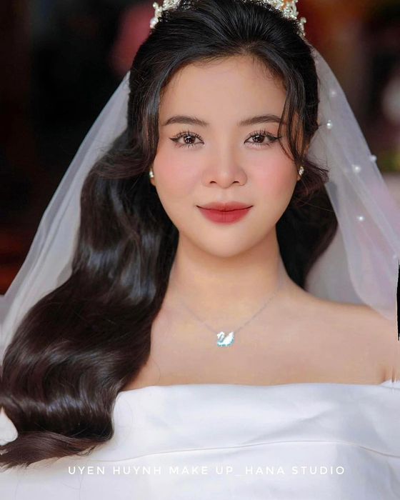 Tác phẩm trang điểm đầy nghệ thuật từ Hana Studio