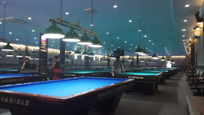 Khu vực thi đấu chuyên nghiệp tại CLB Bida Star Club