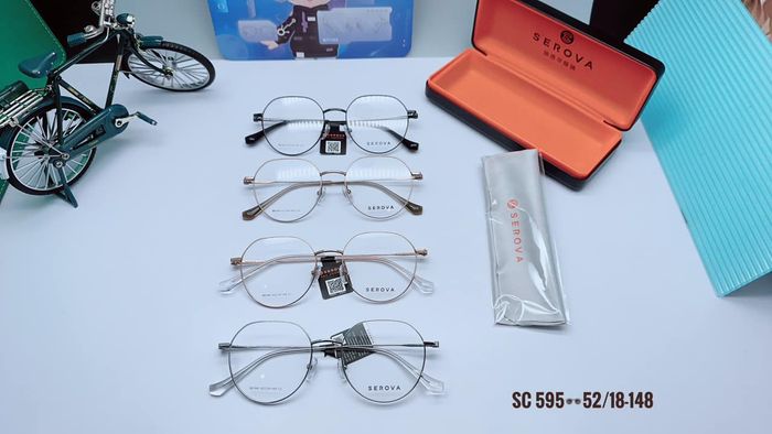 Hình ảnh Kính Mắt Đại Việt số 1