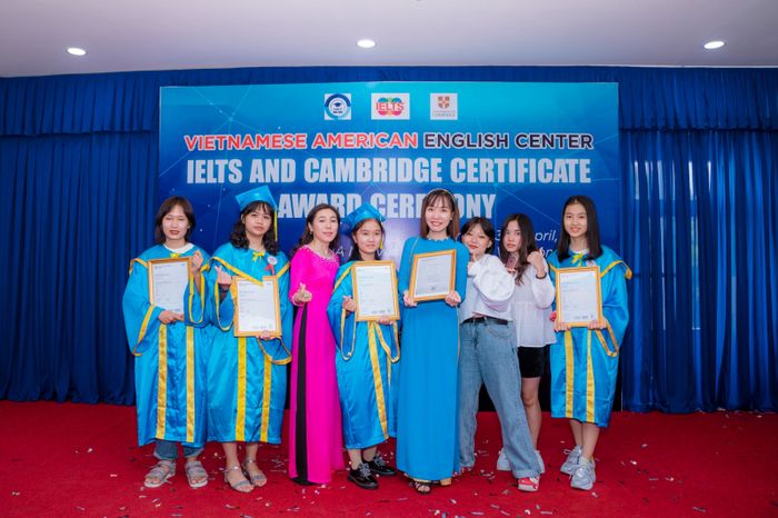 Hình ảnh Trung Tâm Ngoại Ngữ Việt Mỹ Vĩnh Long (VAEC) 1
