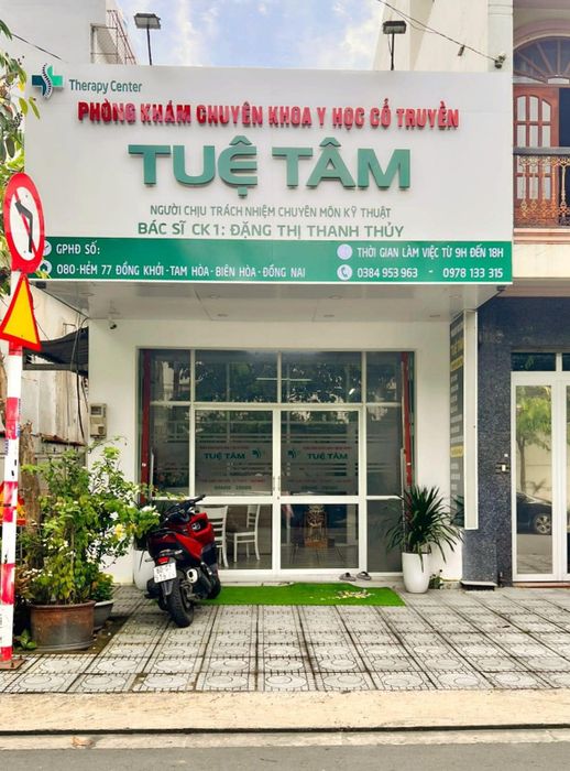 Hình ảnh thực tế Phòng Khám YHCT Tuệ Tâm