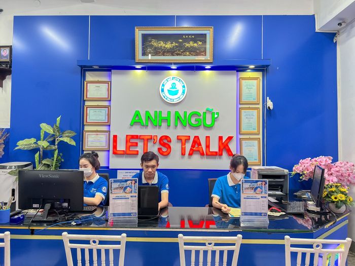 Hình ảnh lớp học tại Anh Ngữ Let's Talk