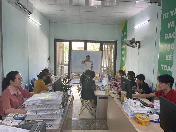 Hình ảnh lớp học thực hành tại Kế Toán Hướng Dương