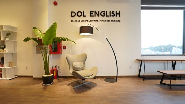 Cơ sở DOL English Quận 10 tọa lạc tại 458/14 đường Ba Tháng Hai, phường 12 - không gian học tập lý tưởng giữa lòng Sài Gòn (Hình ảnh)