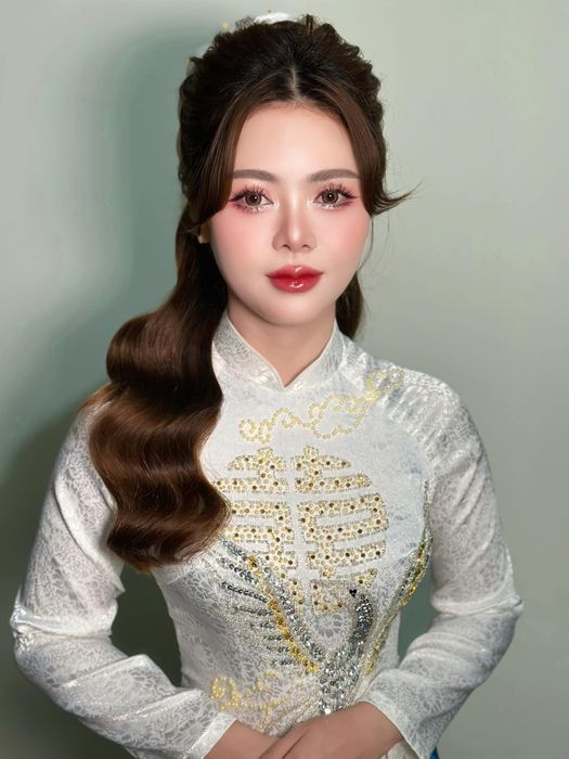 Cao Lê Diên Makeup - Vẻ đẹp được thăng hoa qua từng nét cọ