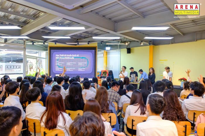 Hình ảnh lớp học thực hành tại Arena Multimedia