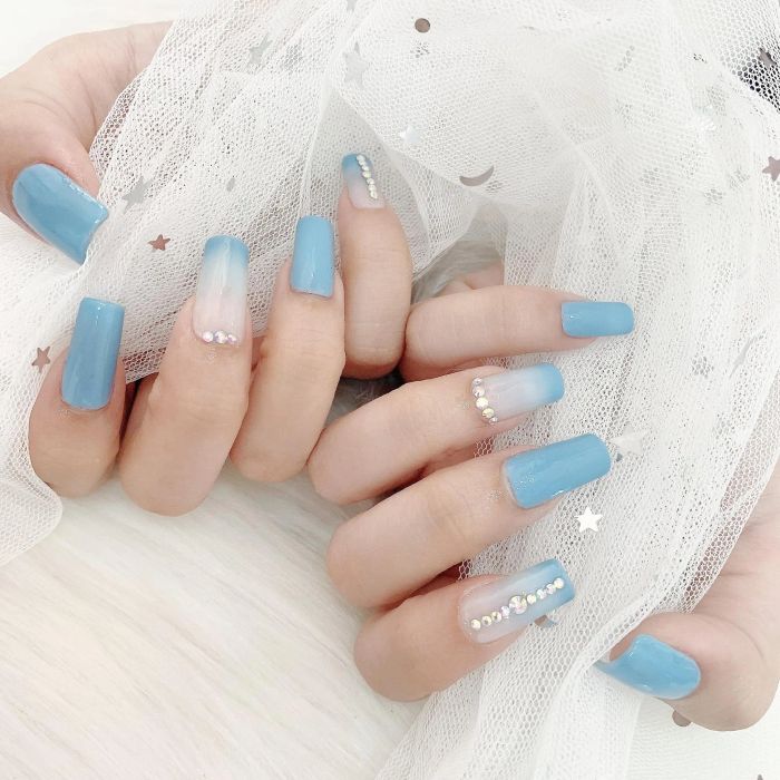 Bộ sưu tập nail đính đá sang trọng tại Helen Beauty Room - Ảnh 1