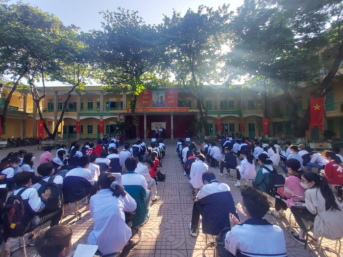 Hình ảnh hoạt động giảng dạy tại THCS Nguyễn Thượng Hiền