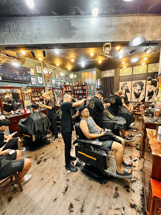 Quy trình cắt tóc chuyên nghiệp tại Lê Hiền BarberShop