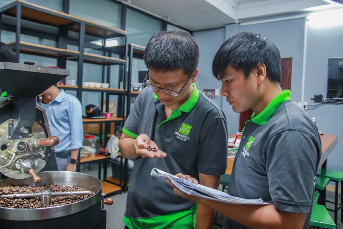 Hình ảnh cơ sở vật chất hiện đại tại Hướng Nghiệp Á Âu