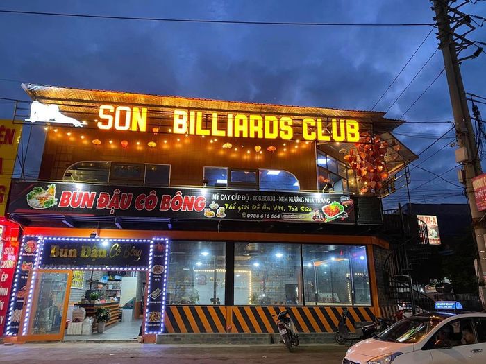 Hệ thống bàn bida cao cấp tại Son Billiards Club