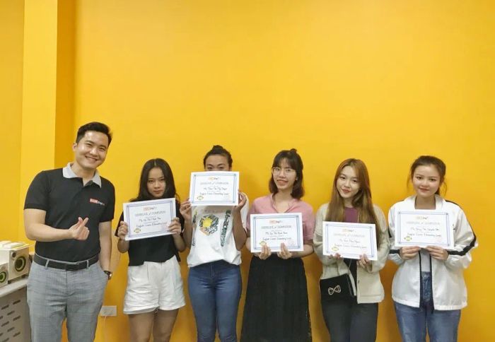 Hình ảnh lớp học tại ALLAN English