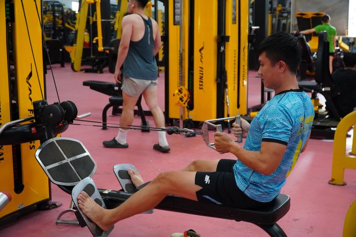 Hệ thống máy tập hiện đại tại Longgym