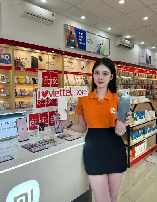 Không gian trải nghiệm hiện đại tại Viettel Store