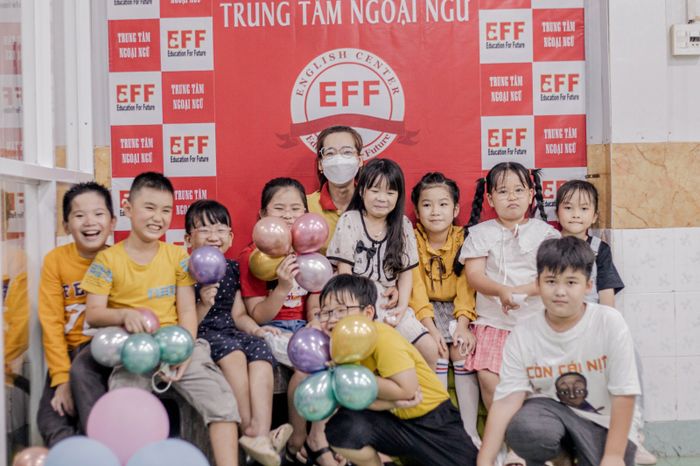 Hình ảnh Trung Tâm Ngoại Ngữ EFF - Tiếng Anh EFF (2)