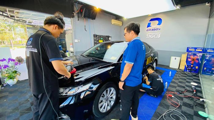 Không gian làm việc chuyên nghiệp tại Dragon Detailing - Ảnh 1