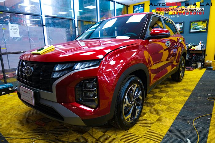 Hình ảnh không gian hiện đại và dịch vụ chuyên nghiệp tại Auto365 Gia Lai
