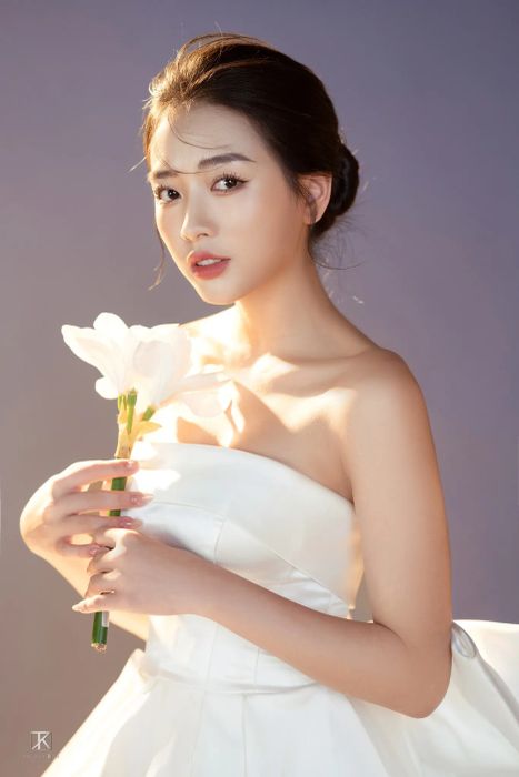 Hình ảnh cô dâu rạng rỡ tại Trường Kem Wedding