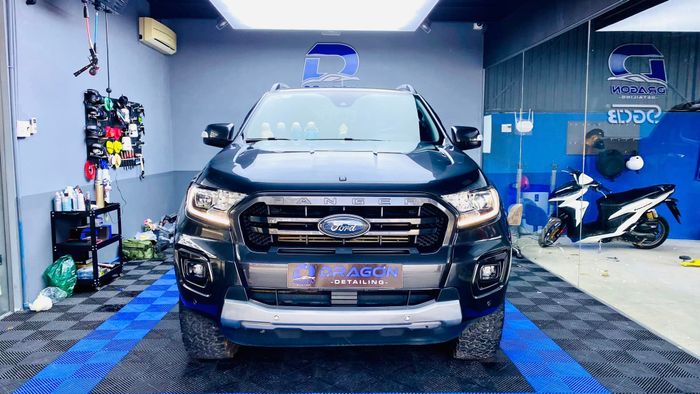 Không gian làm việc hiện đại tại Dragon Detailing - Ảnh 3