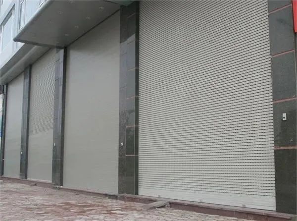 Hình ảnh ứng dụng cửa cuốn EUROSUN trong công trình