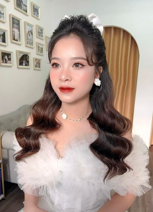 Khoảnh khắc rạng ngời của cô dâu Lan Nguyễn Makeup