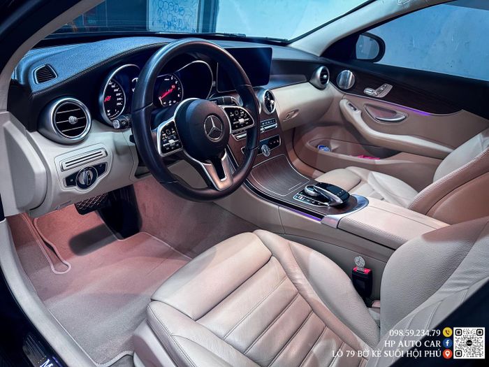 Hình ảnh trung tâm chăm sóc xe HP AUTO CAR - không gian sang trọng với trang thiết bị hiện đại