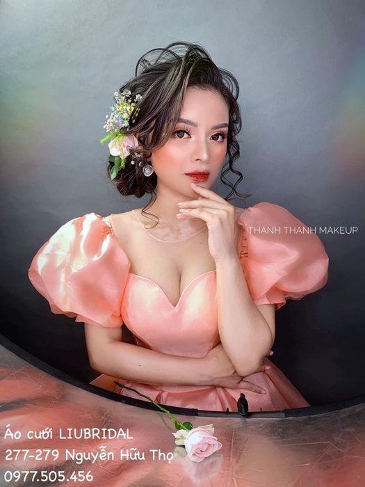Hình ảnh cô dâu rạng rỡ tại LIU Bridal