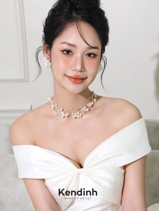 Khoảnh khắc rạng ngời của cô dâu tại Ken Đinh Makeup Academy