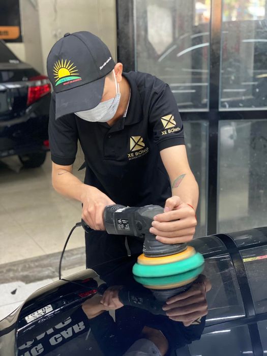 Không gian làm việc chuyên nghiệp tại Xe Bóng Detailing - Ảnh 1