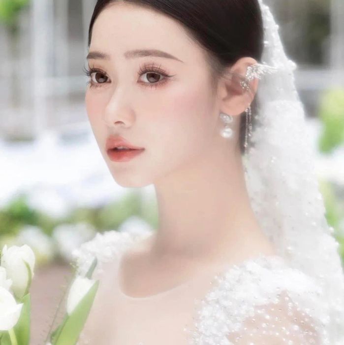 Khoảnh khắc rạng ngời của cô dâu tại Linh Ưnbi Makeup