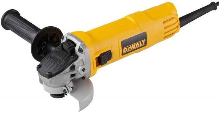 Hình ảnh chi tiết máy mài Dewalt trong quá trình vận hành