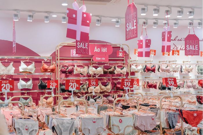 Trải nghiệm mua sắm đẳng cấp tại MiaLala - Nơi mỗi sản phẩm đều là tác phẩm nghệ thuật