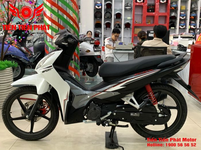 Hình ảnh showroom Tiến Tiến Phát Motor