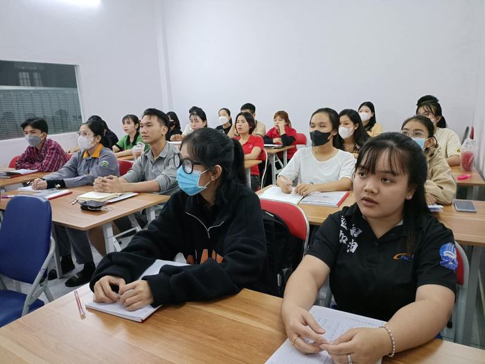 Hình ảnh hoạt động giảng dạy tại Trung tâm Tiếng Trung Trường Mỹ