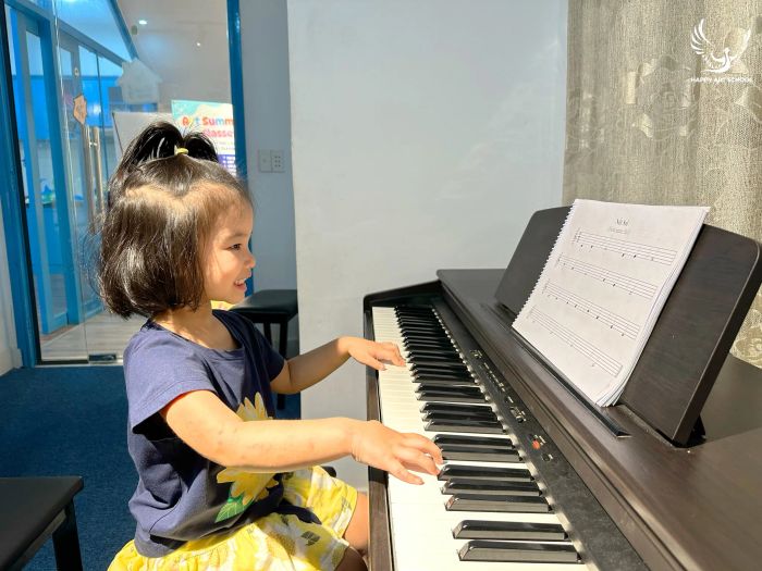 Happy Art School ảnh 1 - Không gian sáng tạo đầy màu sắc