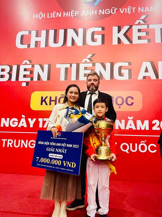 Hình ảnh hoạt động ngoại khóa tại Trung tâm Ngoại ngữ Hi Kids